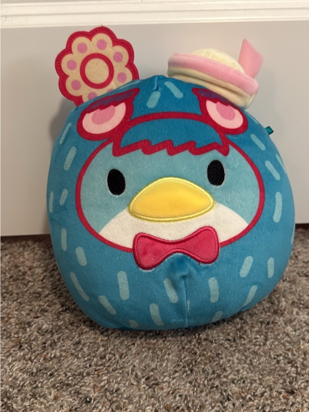 Tuxedo Sam Sanrio, 8 inch squishmallow